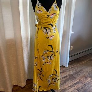 Wrap maxi dress Medium yellow floral